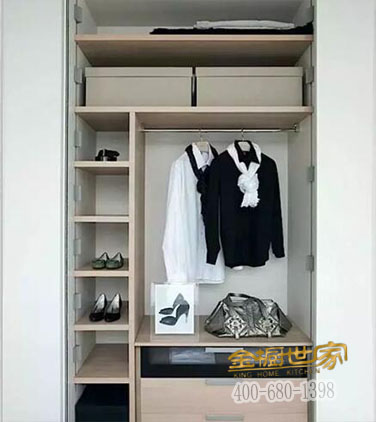 几款整体衣柜设计内部的方案,满足你的收纳欲 几款整体衣柜设计内部的方案,满足你的收纳欲