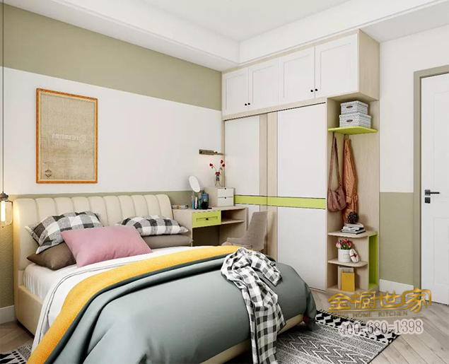 家里还在装修黑白灰,这个96㎡的全屋定制用清新绿就有不一样的feel! 家里还在装修黑白灰,这个96㎡的全屋定制用清新绿就有不一样的feel!